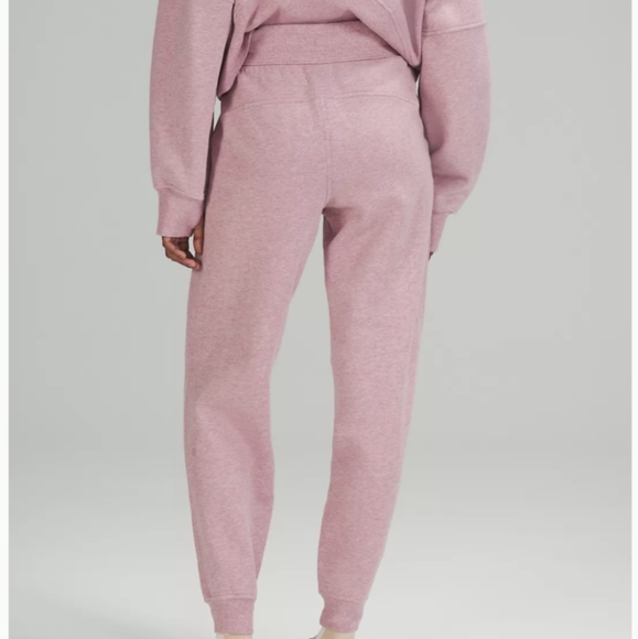 NWT Lululemon Scuba HR Jogger (10) - Picture 2 of 5